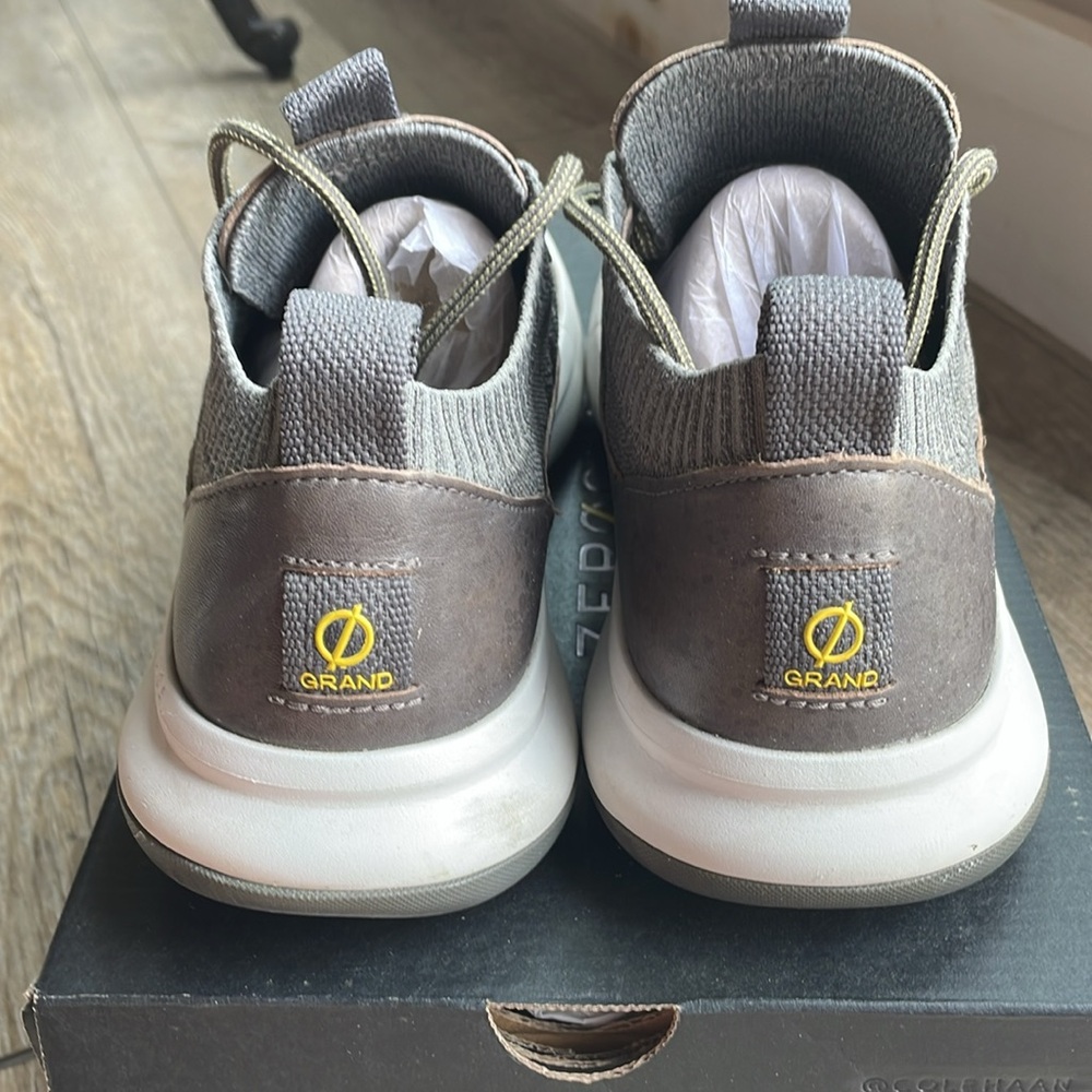 Cole Haan men’s sneakers. - Picture 4 of 8